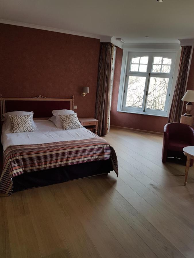 Hotel La Ferronniere 3*