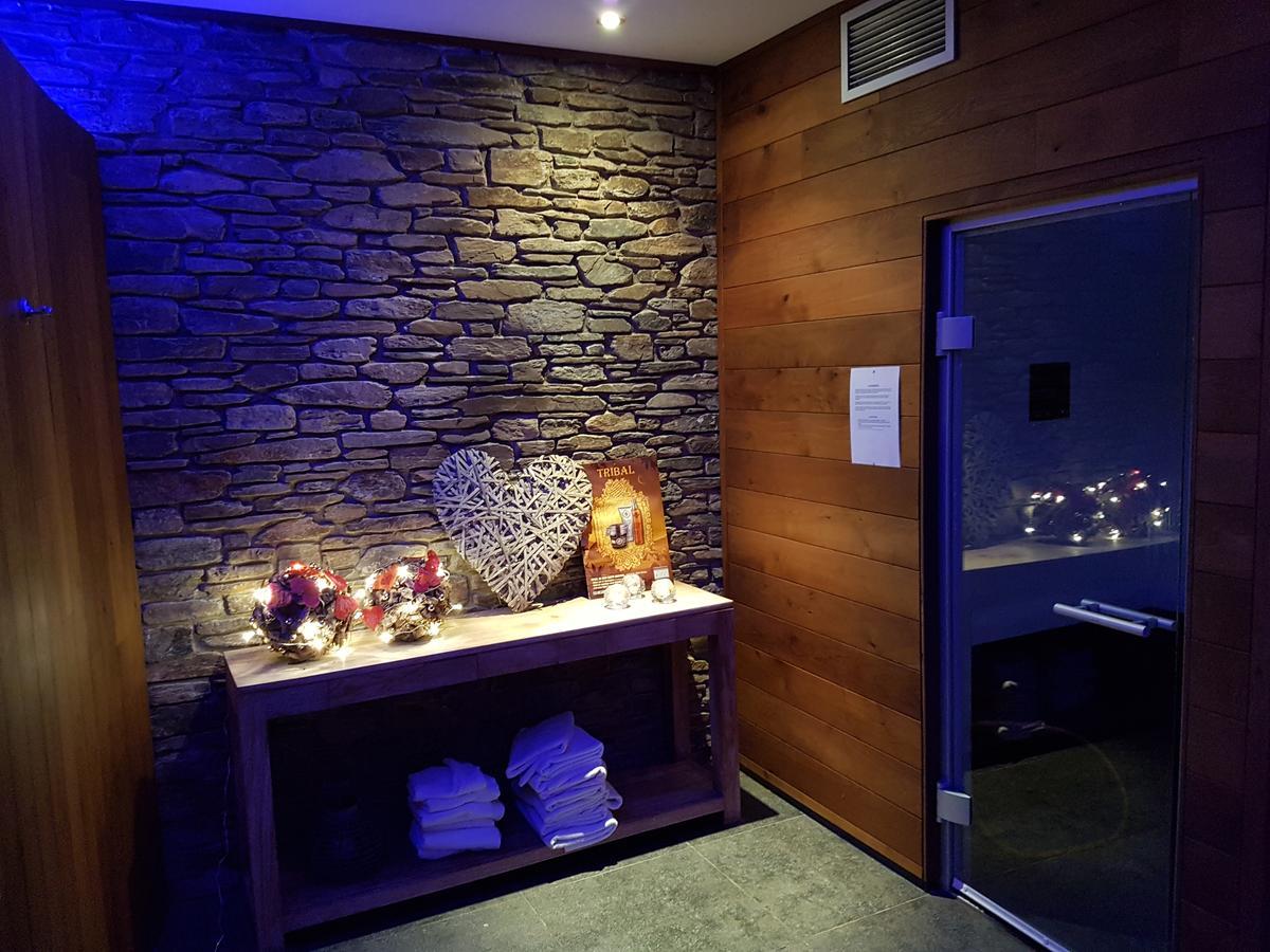 Hotel La Ferronniere 3*