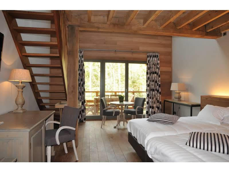 Hotel La Ferronniere 3*