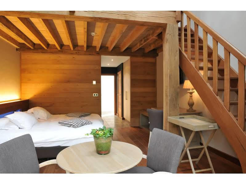 La Ferronniere Bouillon